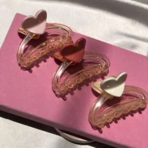 barbiecore claw set