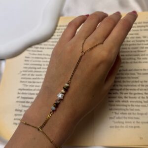 vera hand chain bracelet